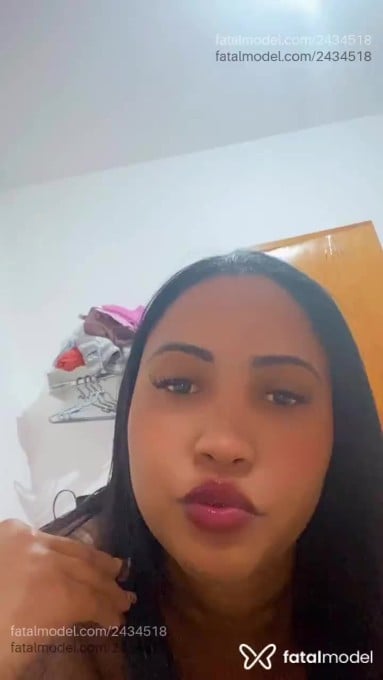 Acompanhante mulher morena (o) de olhos castanhos em Virtual - Karen