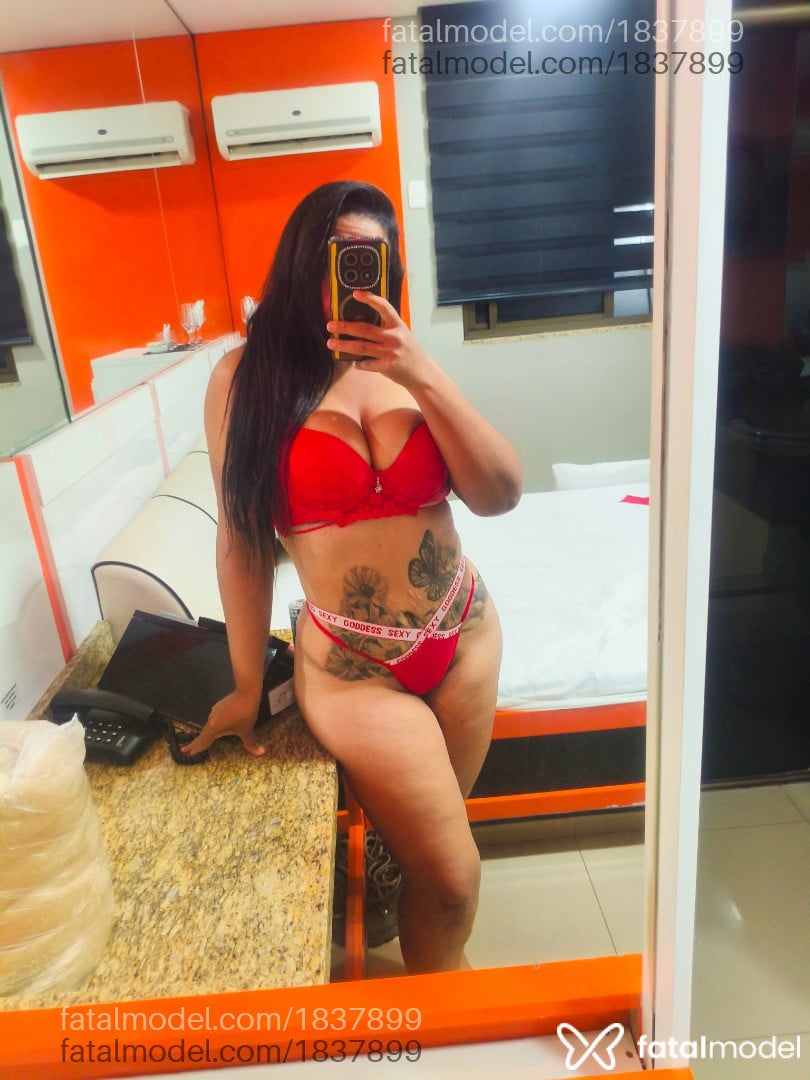 Acompanhante mulher morena (o) de olhos castanhos em Foz do Iguaçu - Daiane