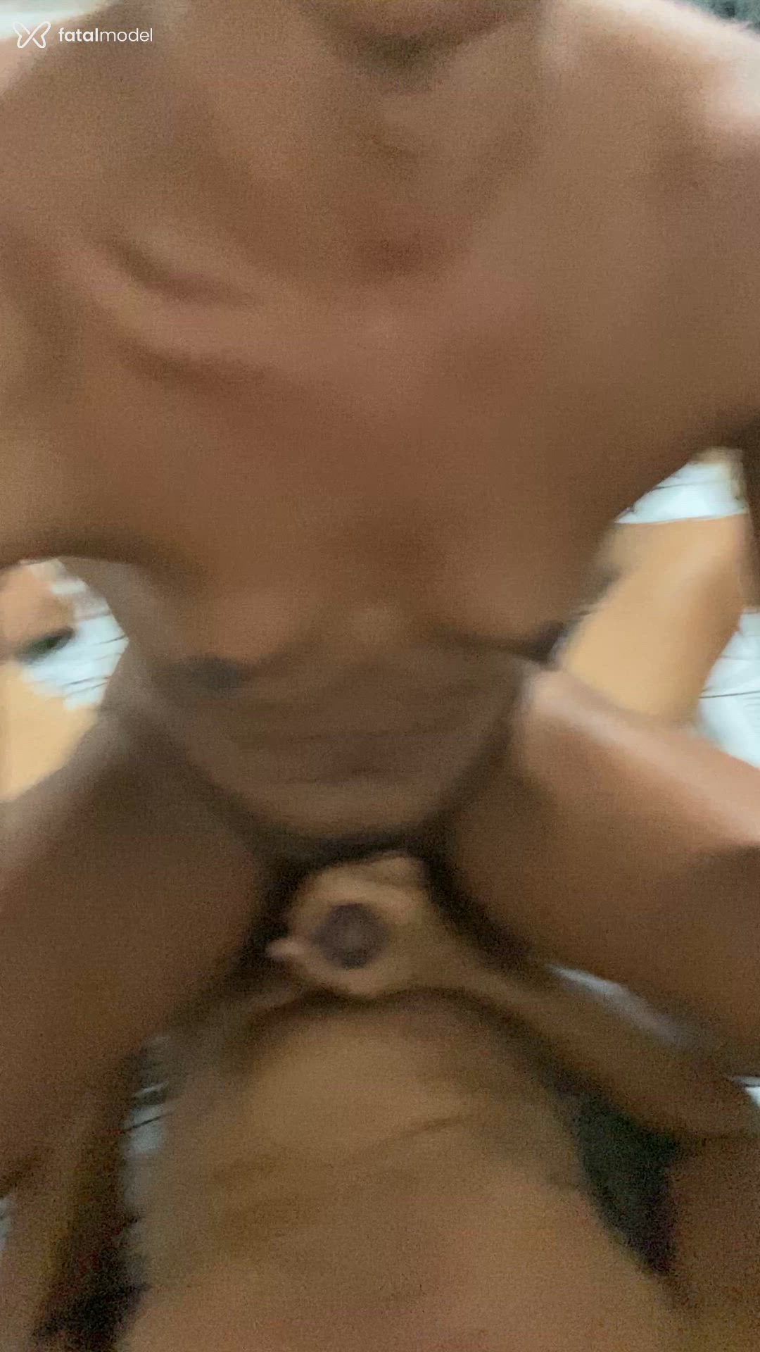 Acompanhante mulher trans com cabelo castanho de olhos castanhos em Recife Acompanhante mulher trans com cabelo castanho de olhos castanhos em Recife - Jeniffer