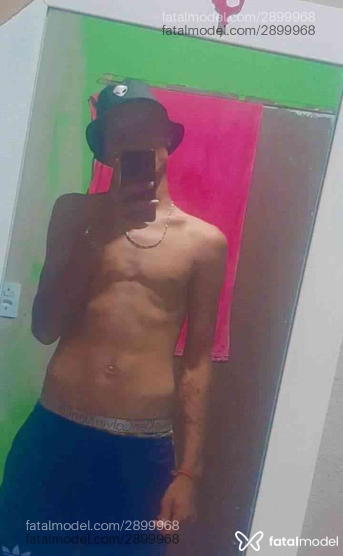 Acompanhante homem morena (o) de olhos verdes em Arcoverde - Henrique Silva
