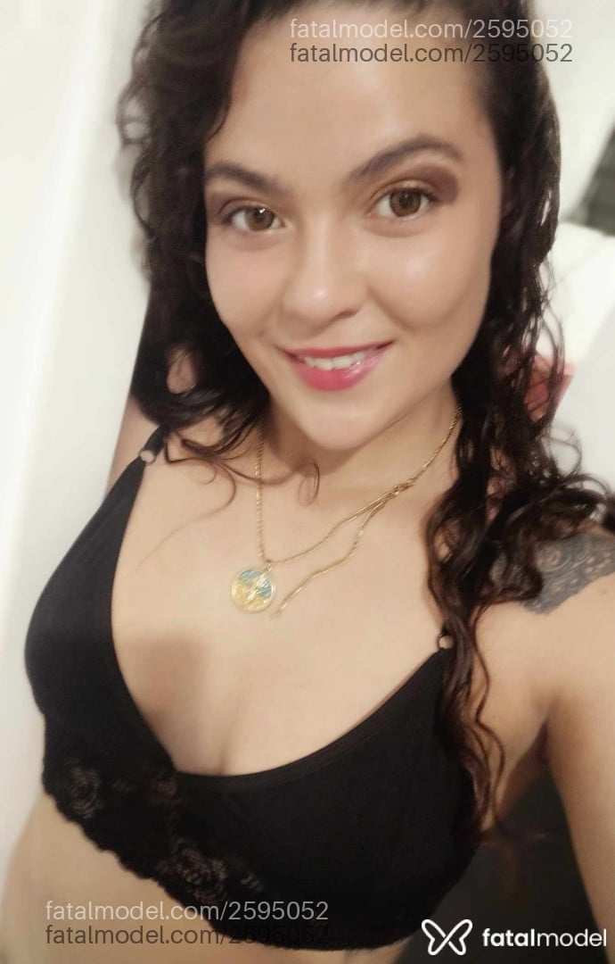 Acompanhante mulher morena (o) de olhos castanhos em Bauru Acompanhante mulher morena (o) de olhos castanhos em Bauru - Ana Carvalho