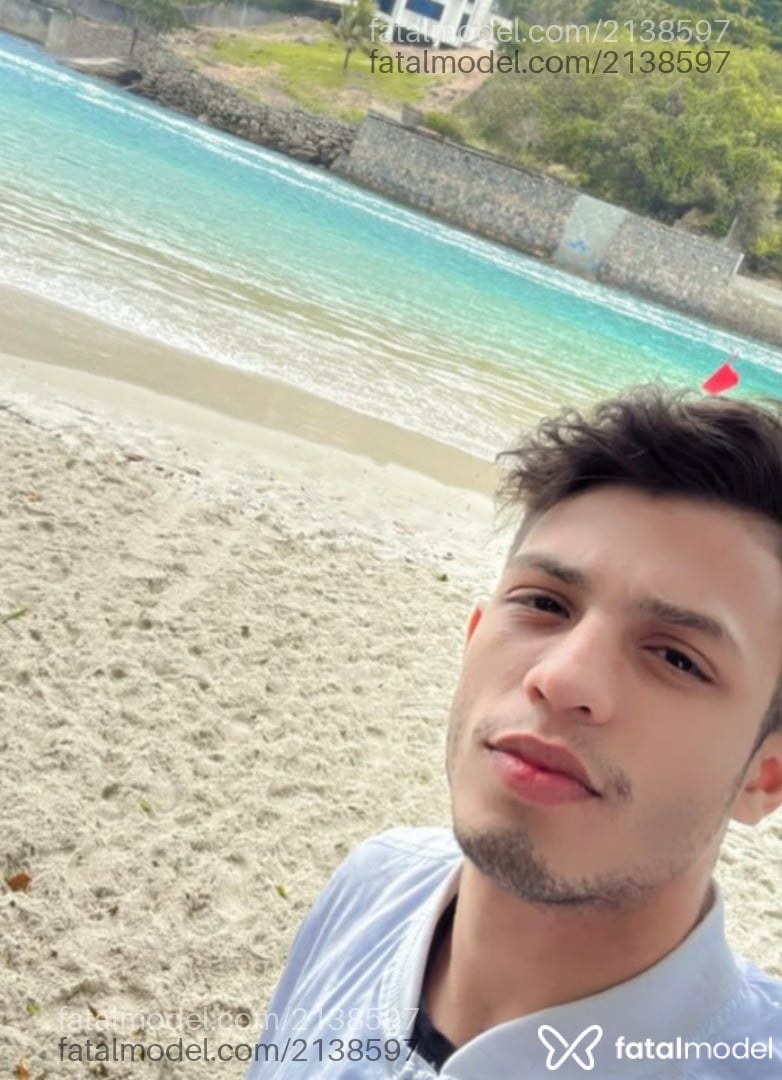 Acompanhante homem morena (o) de olhos castanhos em São Paulo - Ricardo
