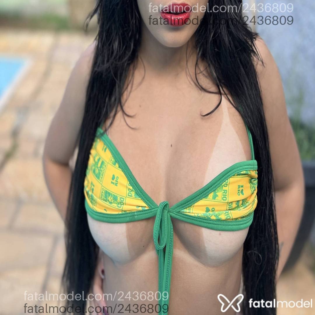 Acompanhante mulher morena (o) de olhos castanhos - Sofia