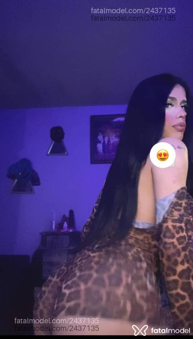 Acompanhante mulher trans morena (o) de olhos castanhos - Carol Pantera