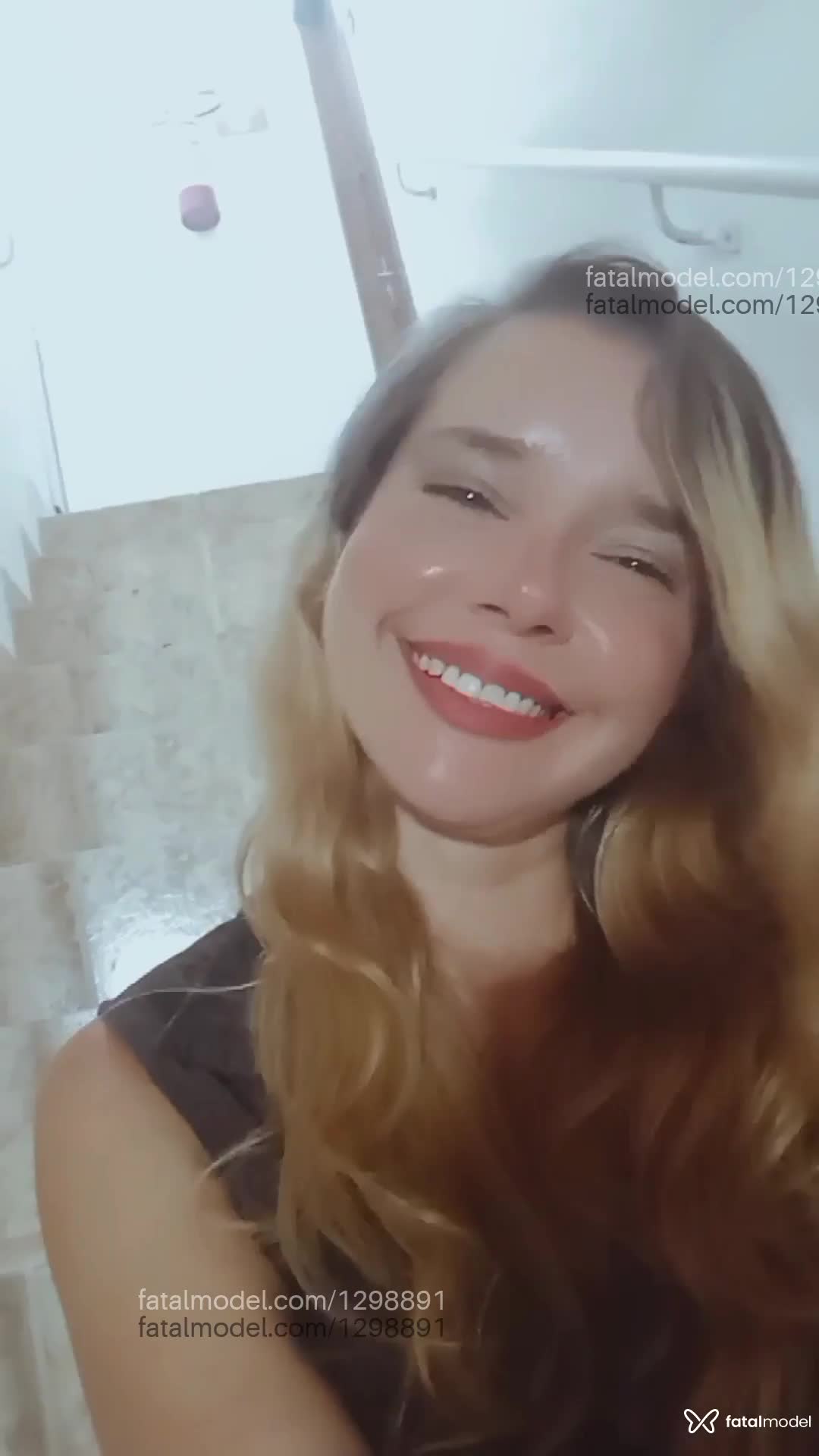Acompanhante mulher loira (o) de olhos castanhos em Jaboticabal - Bianca Lins