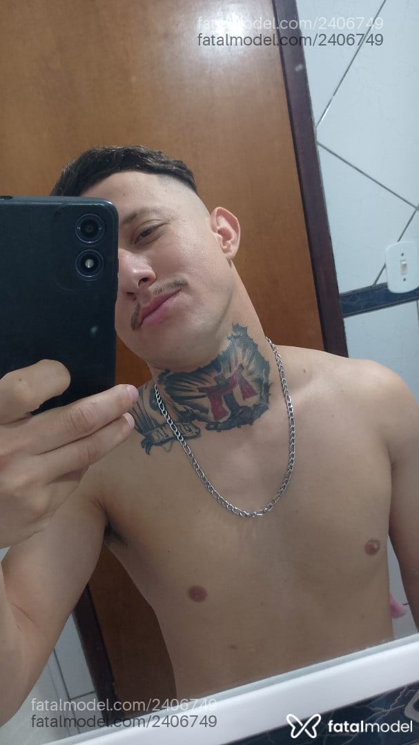 Acompanhante homem com cabelo castanho de olhos castanhos em São José dos Pinhais Acompanhante homem com cabelo castanho de olhos castanhos em São José dos Pinhais - Paulo
