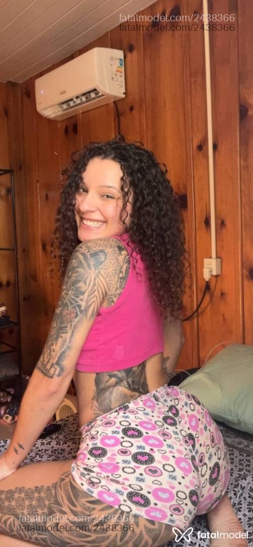 Acompanhante mulher com cabelo castanho de olhos castanhos em Jaraguá do Sul - Gabi Albuquerque