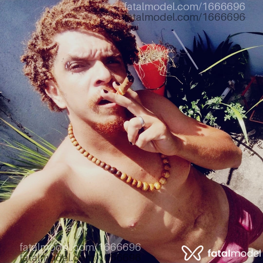 Acompanhante homem ruiva (o) de olhos castanhos em Maceió Acompanhante homem ruiva (o) de olhos castanhos em Maceió - Crock