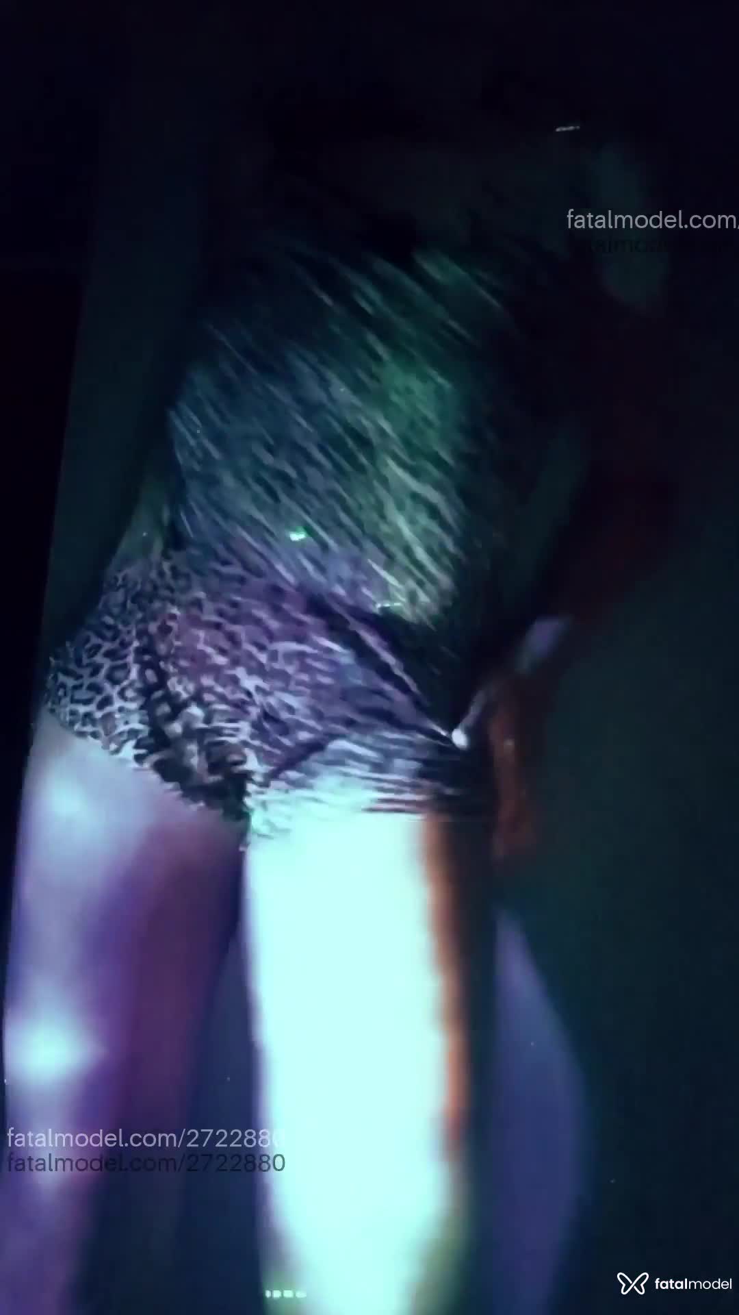 Acompanhante mulher morena (o) de olhos castanhos em Barracão Acompanhante mulher morena (o) de olhos castanhos em Barracão - Pantera