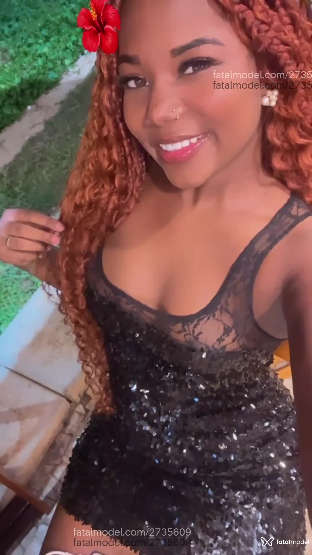 Acompanhante mulher morena (o) de olhos castanhos em Salvador - Pretarara