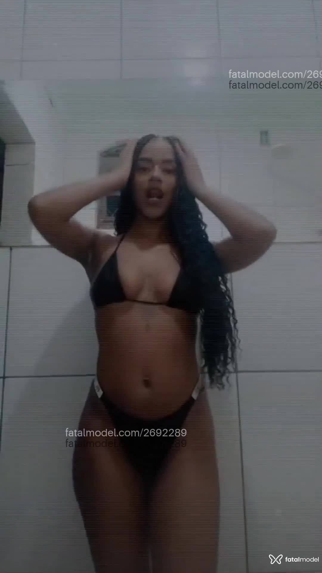 Acompanhante mulher morena (o) de olhos pretos em Rio de Janeiro Acompanhante mulher morena (o) de olhos pretos em Rio de Janeiro - Lilika
