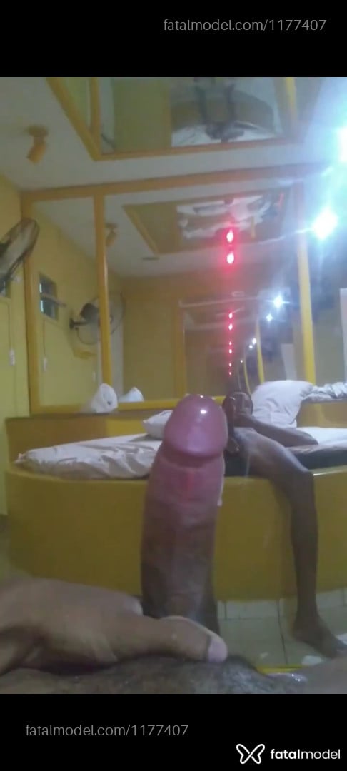 Acompanhante homem com cabelo castanho de olhos castanhos em Campos dos Goytacazes Acompanhante homem com cabelo castanho de olhos castanhos em Campos dos Goytacazes - Matheus Martins