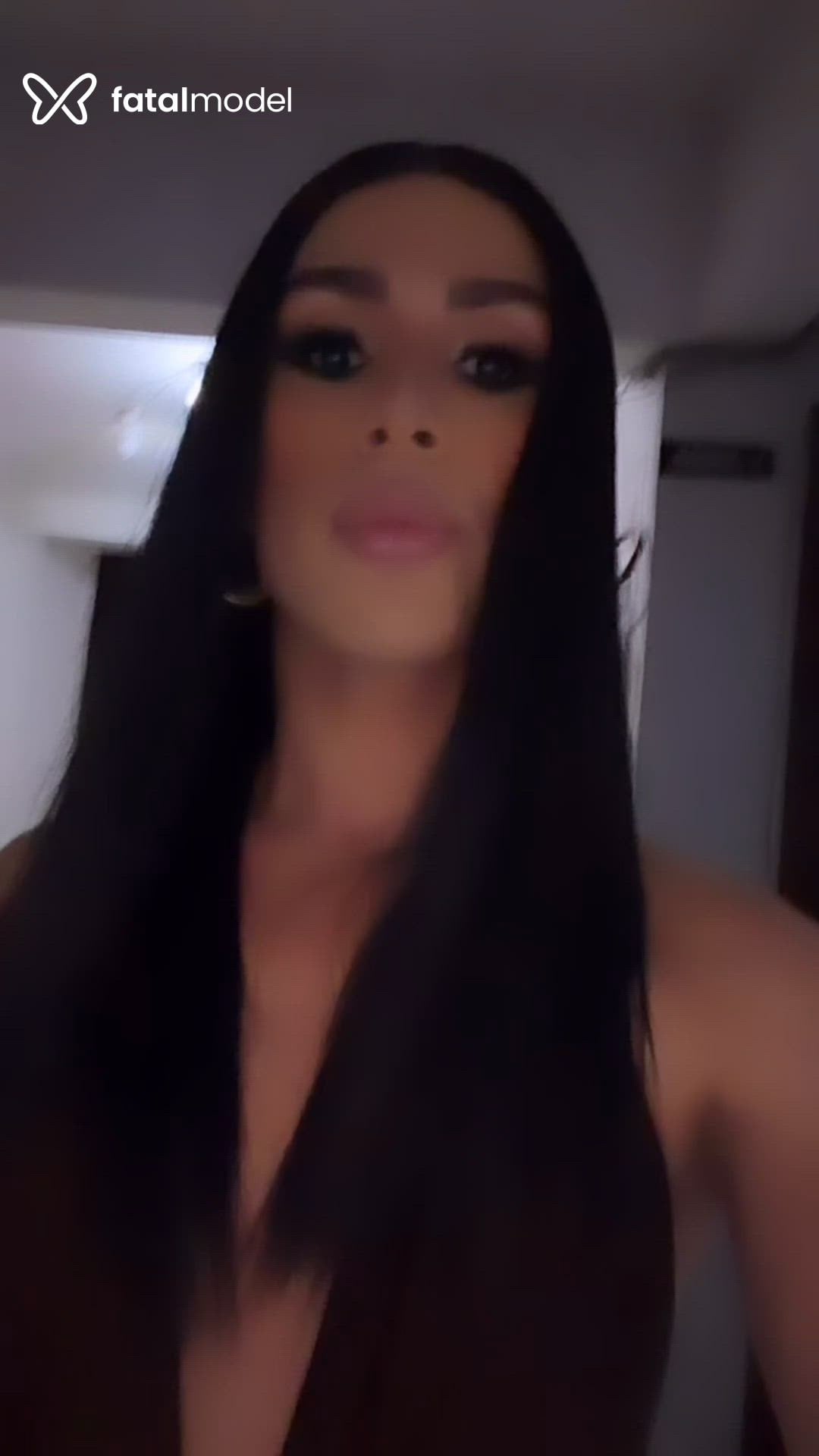 Acompanhante mulher trans morena (o) de olhos castanhos - Juliana Vergara