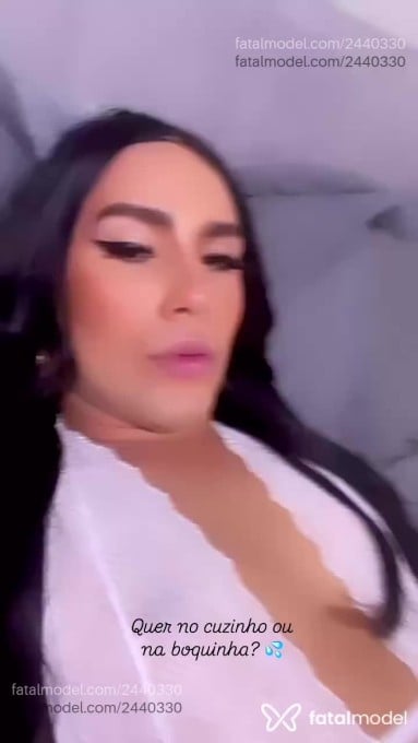 Acompanhante mulher trans morena (o) de olhos castanhos em Foz do Iguaçu - Juliana Vergara
