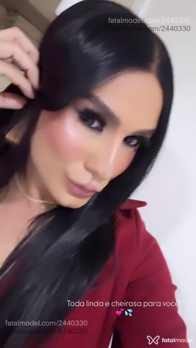 Acompanhante mulher trans morena (o) de olhos castanhos em Foz do Iguaçu - Juliana Vergara