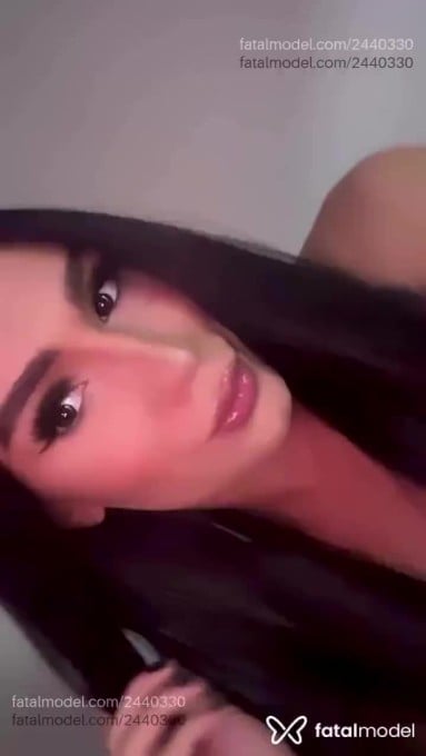 Acompanhante mulher trans morena (o) de olhos castanhos - Juliana Vergara