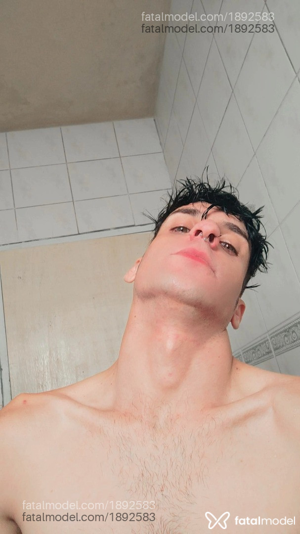 Acompanhante homem morena (o) de olhos verdes - Gustavinho Acompanhante homem morena (o) de olhos verdes - Gustavinho