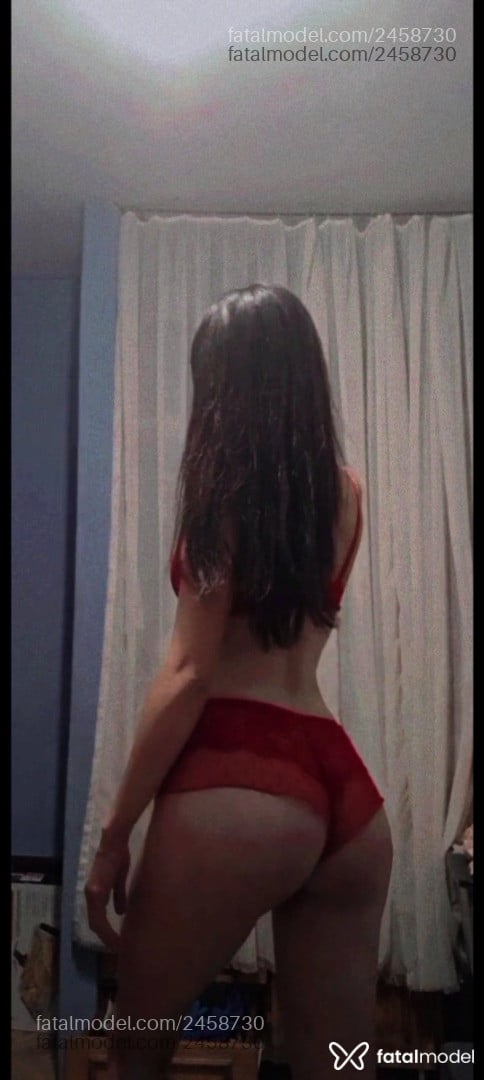 Acompanhante mulher com cabelo castanho de olhos castanhos em Uberlândia - Jade Mariano