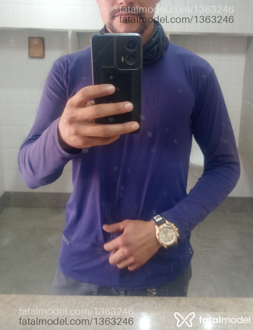 Acompanhante homem morena (o) de olhos castanhos - SANTOS
