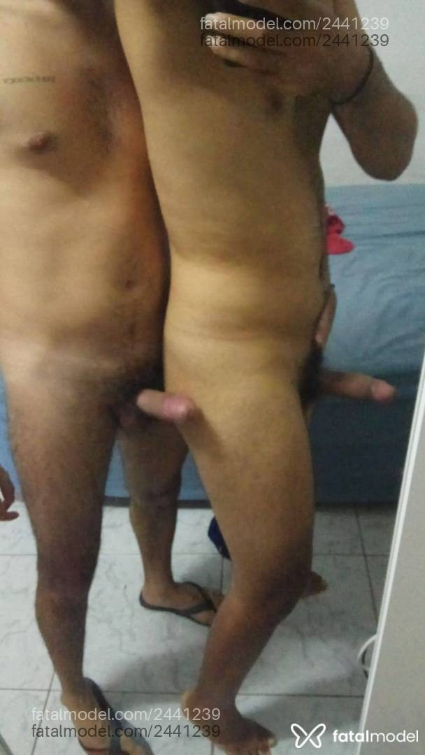 Acompanhante homem morena (o) de olhos castanhos - Casall