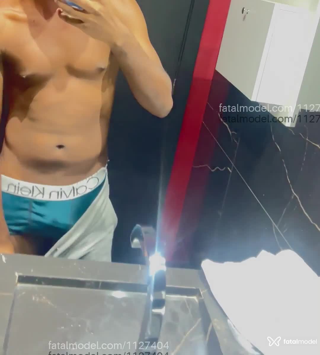 Acompanhante homem morena (o) de olhos castanhos em Itajaí Acompanhante homem morena (o) de olhos castanhos em Itajaí - math