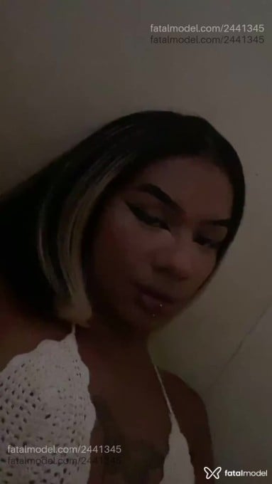 Acompanhante mulher trans morena (o) de olhos castanhos em Rio de Janeiro - Julia