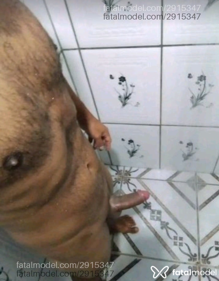 Acompanhante homem com cabelo castanho de olhos castanhos em Castanhal Acompanhante homem com cabelo castanho de olhos castanhos em Castanhal - Deivinho Vs