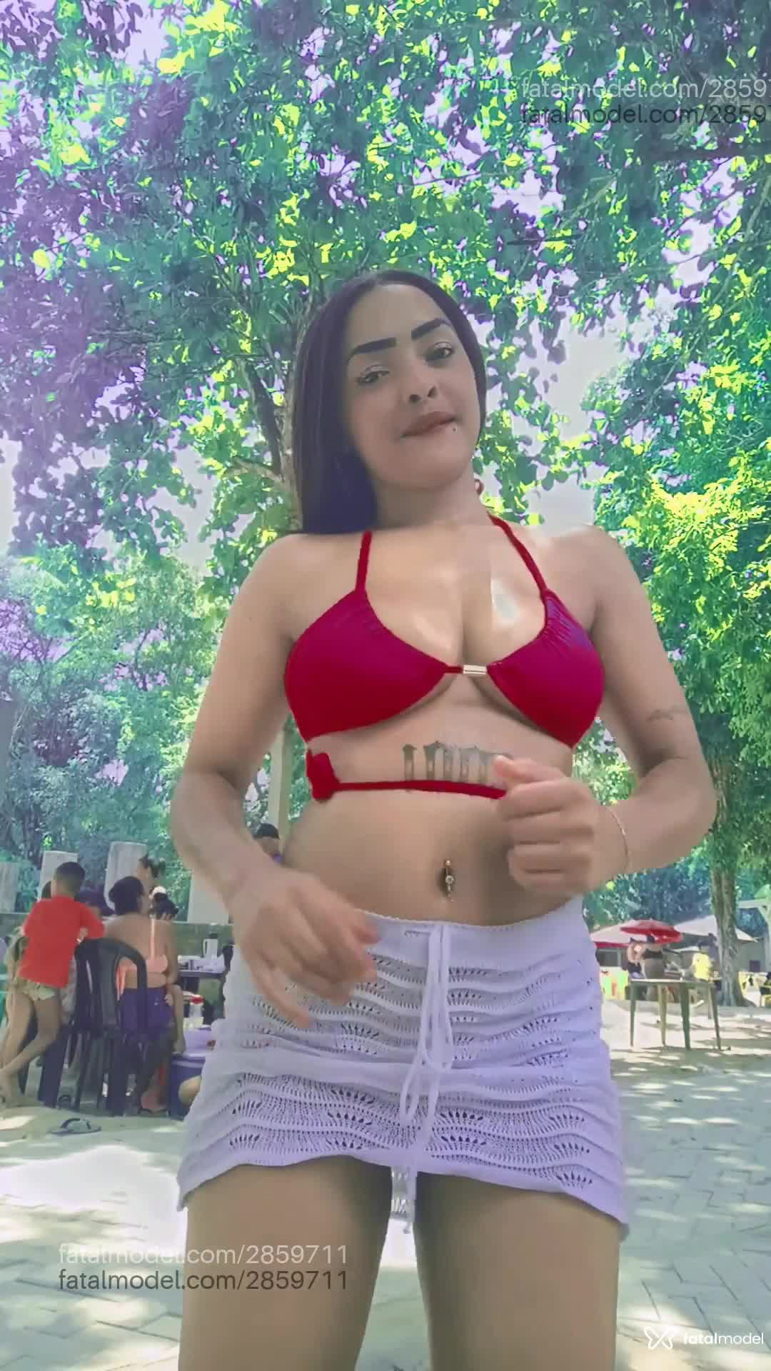 Acompanhante mulher ruiva (o) de olhos mel em Maceió Acompanhante mulher ruiva (o) de olhos mel em Maceió - Paula