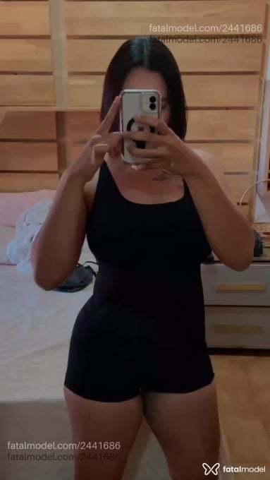 Acompanhante mulher morena (o) de olhos pretos - Gabriela