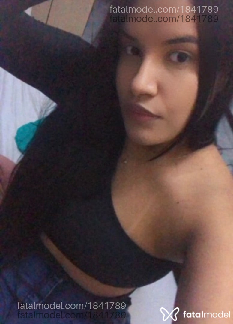 Acompanhante mulher com cabelo castanho de olhos castanhos em Sinop Acompanhante mulher com cabelo castanho de olhos castanhos em Sinop - Mari Alencar