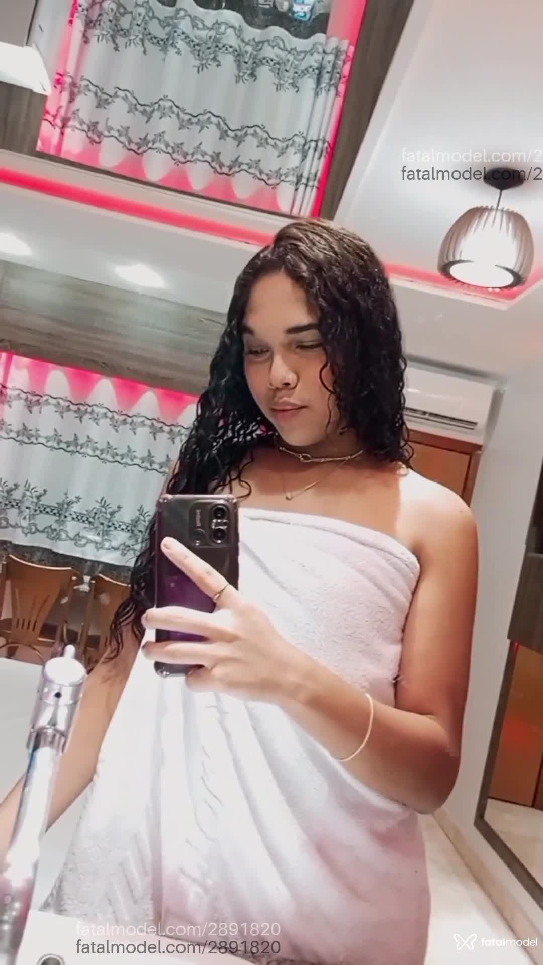 Acompanhante mulher trans morena (o) de olhos castanhos em Brasília - Skarelly