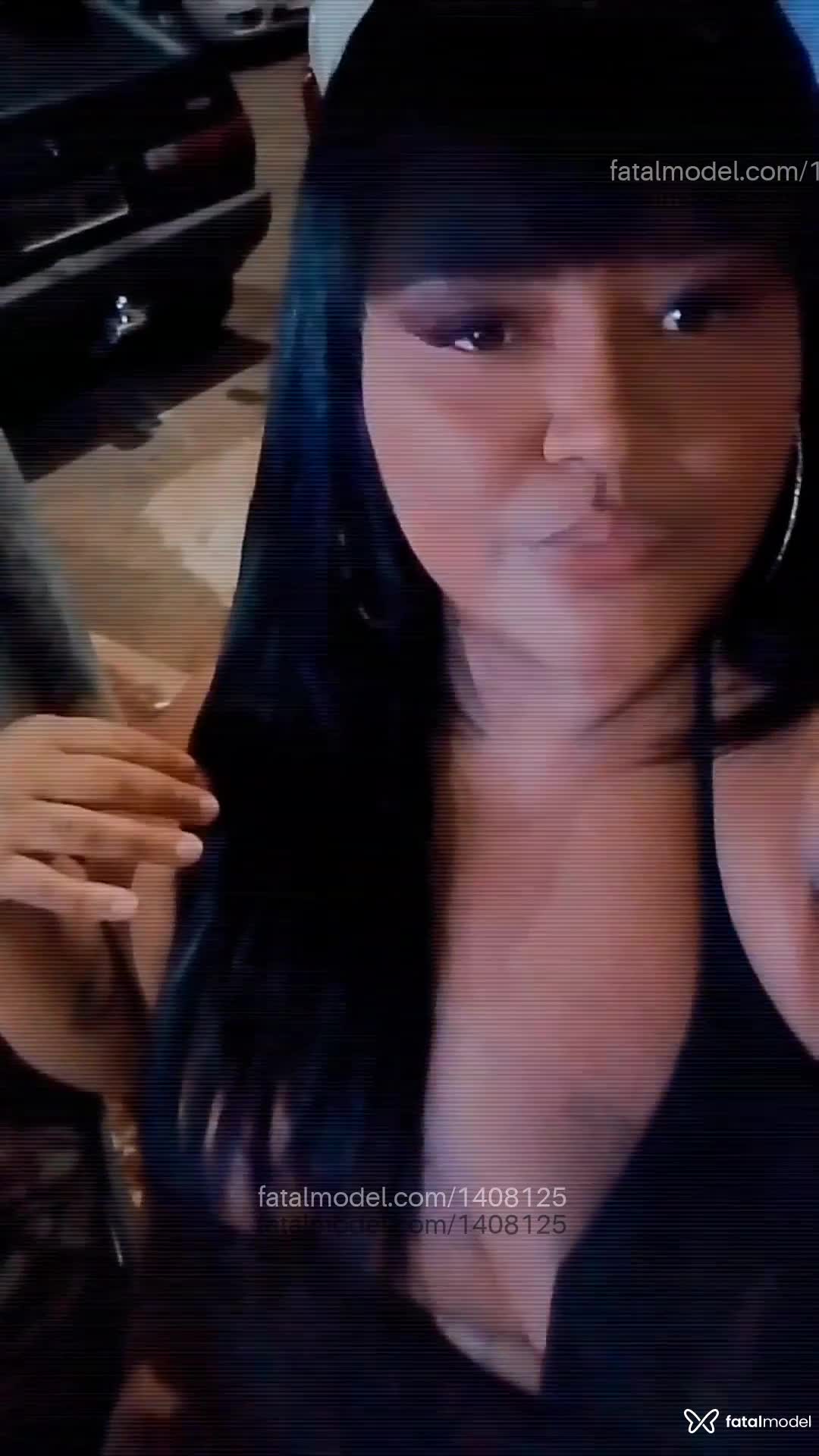 Acompanhante mulher morena (o) de olhos pretos em Trindade Acompanhante mulher morena (o) de olhos pretos em Trindade - Danny Santos