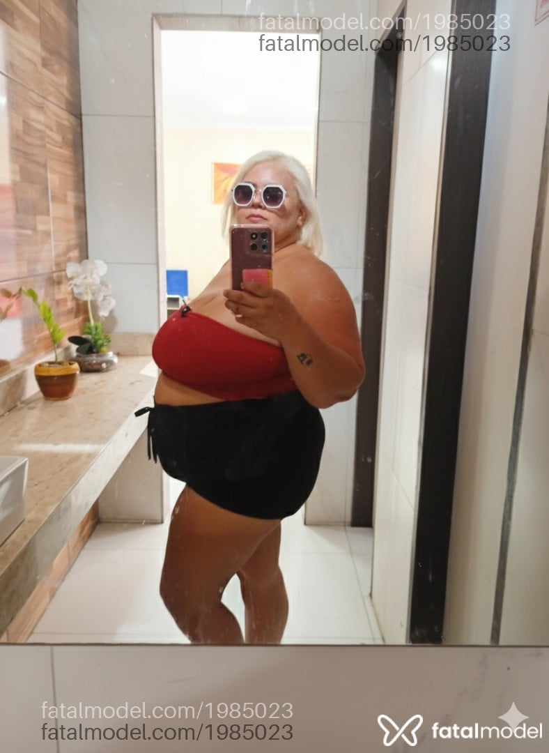 Acompanhante mulher loira (o) de olhos castanhos em Fortaleza - Bruna Alencar