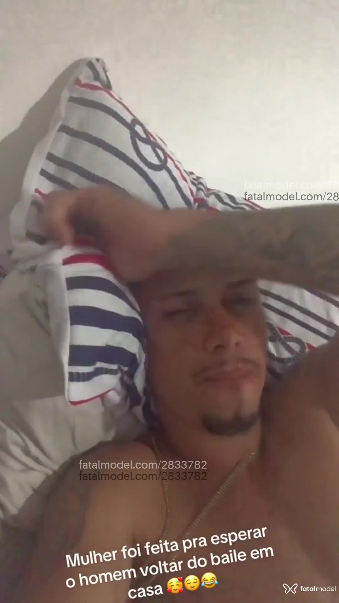 Acompanhante homem morena (o) de olhos castanhos em Iguaba Grande - Marcos