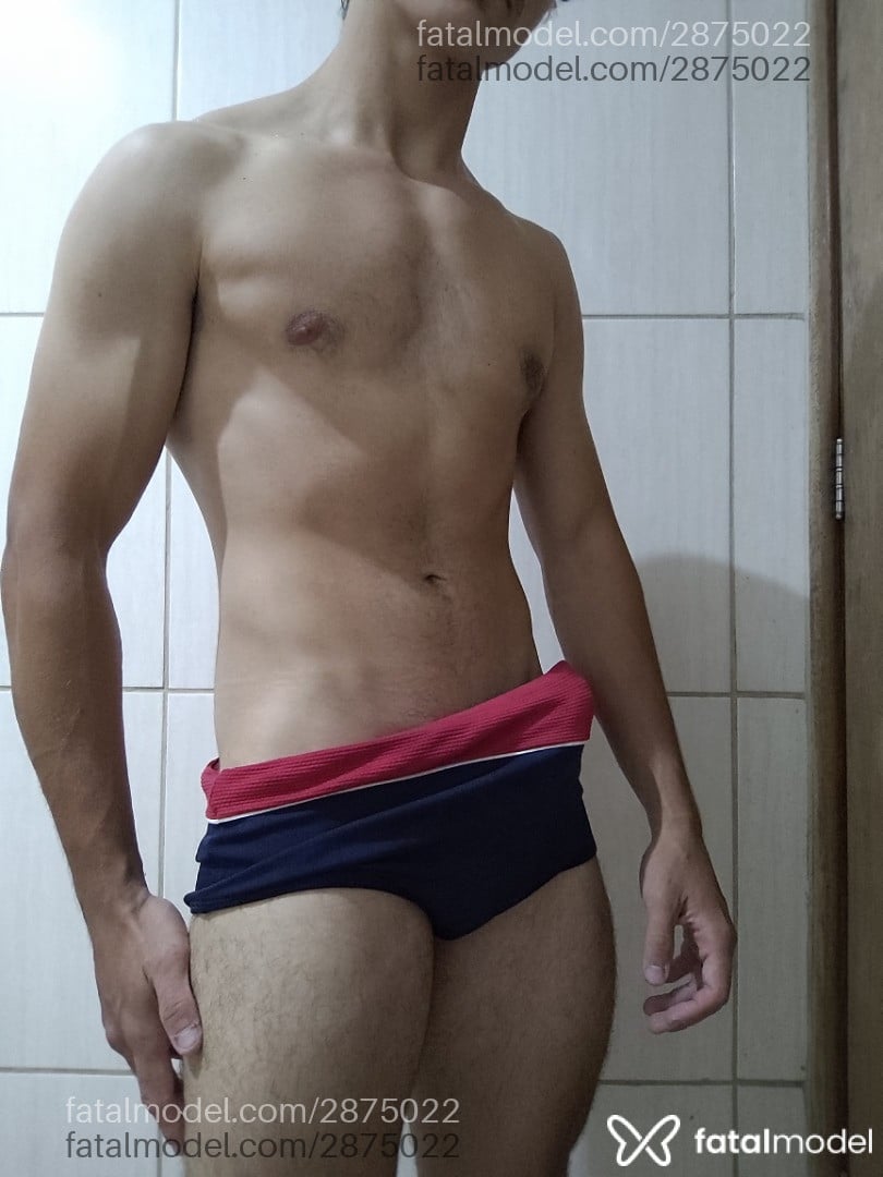 Acompanhante homem loira (o) de olhos castanhos em Goiânia - Novinhogostoso