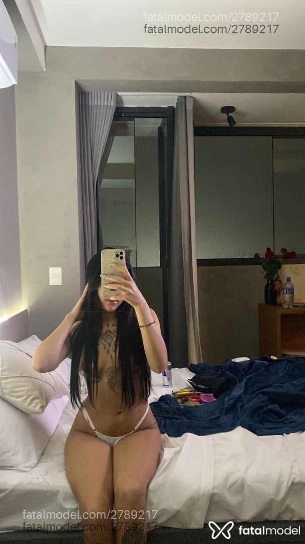 Acompanhante mulher morena (o) de olhos castanhos em São Paulo Acompanhante mulher morena (o) de olhos castanhos em São Paulo - Karol