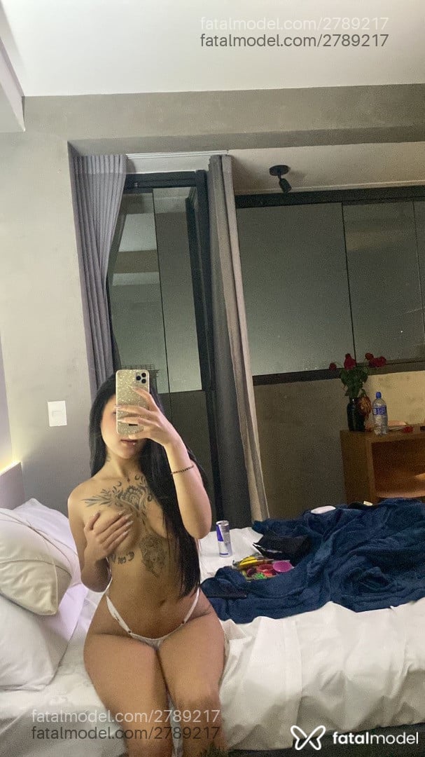 Acompanhante mulher morena (o) de olhos castanhos em São Paulo Acompanhante mulher morena (o) de olhos castanhos em São Paulo - Karol