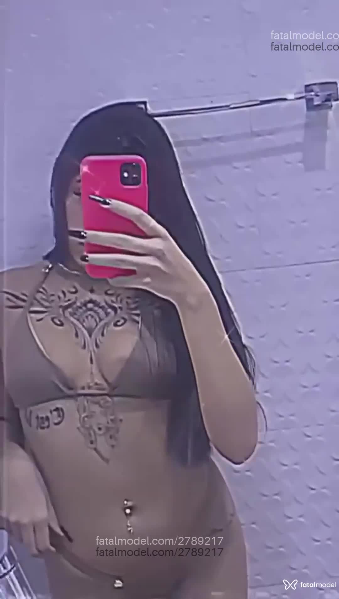 Acompanhante mulher morena (o) de olhos castanhos em São Paulo Acompanhante mulher morena (o) de olhos castanhos em São Paulo - Karol