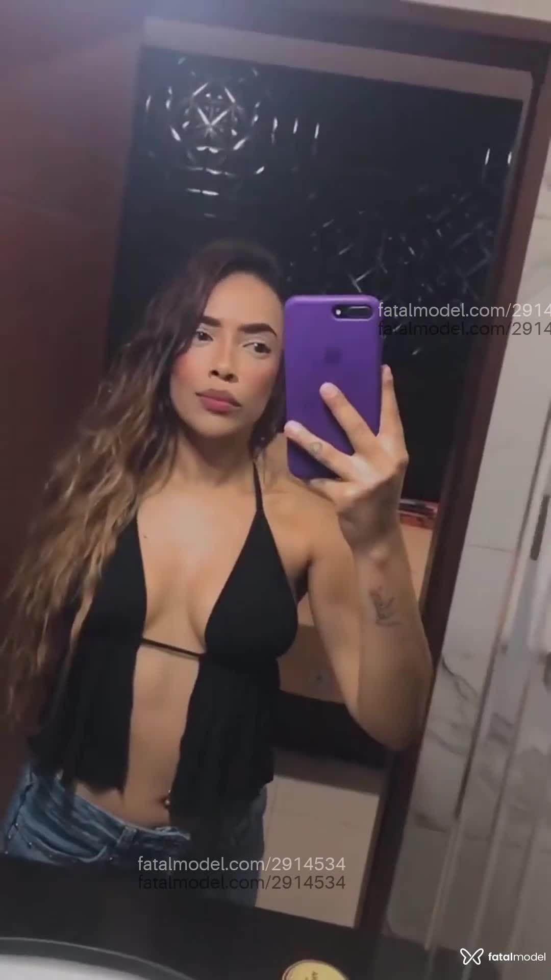 Acompanhante mulher com cabelo castanho de olhos castanhos em Ribeirão Preto Acompanhante mulher com cabelo castanho de olhos castanhos em Ribeirão Preto - Karen Santos