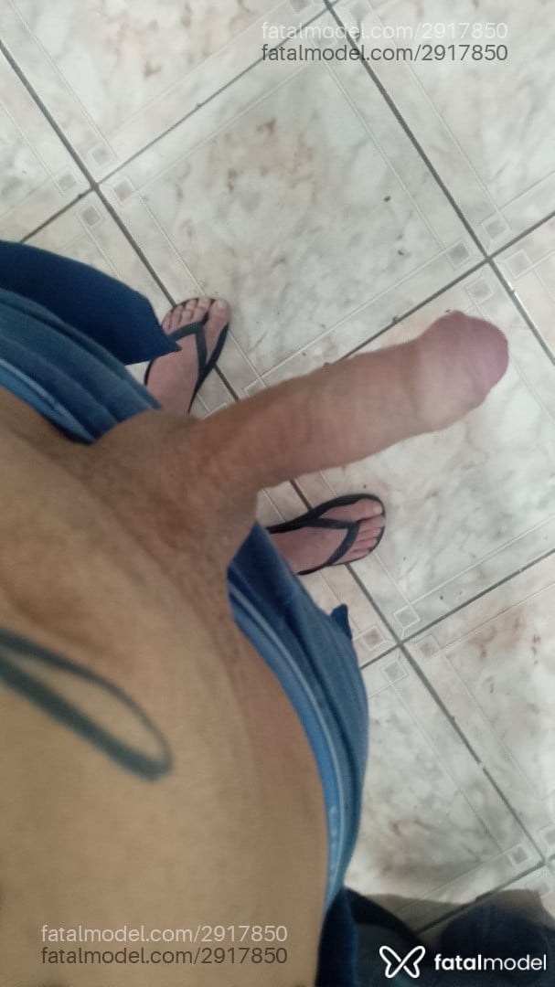 Acompanhante homem com cabelo castanho de olhos castanhos em Florianópolis - Ruan Rocha