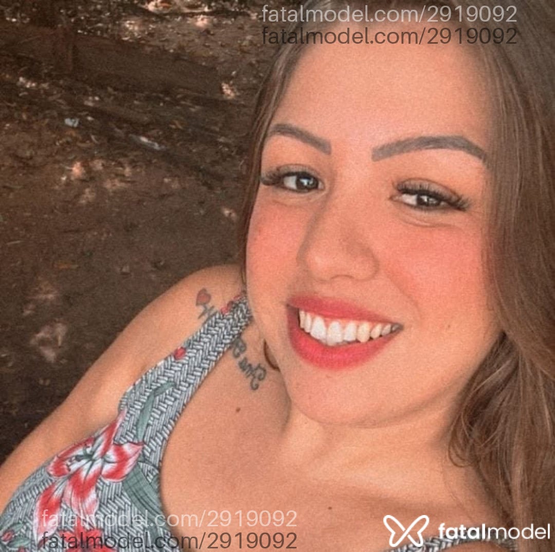 Acompanhante mulher com cabelo castanho de olhos pretos em Campo Grande - Inara