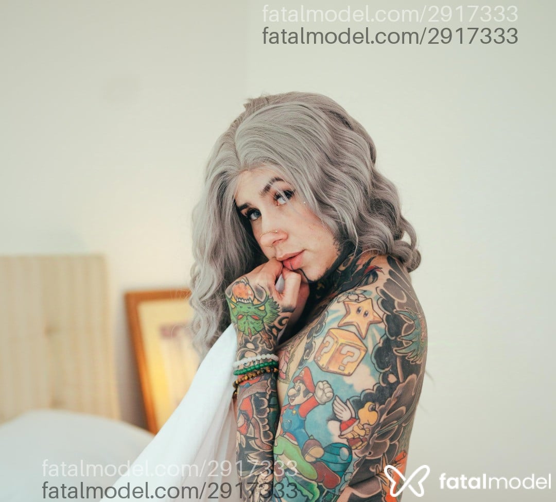Acompanhante mulher loira (o) de olhos castanhos em Virtual Acompanhante mulher loira (o) de olhos castanhos em Virtual - Yummi