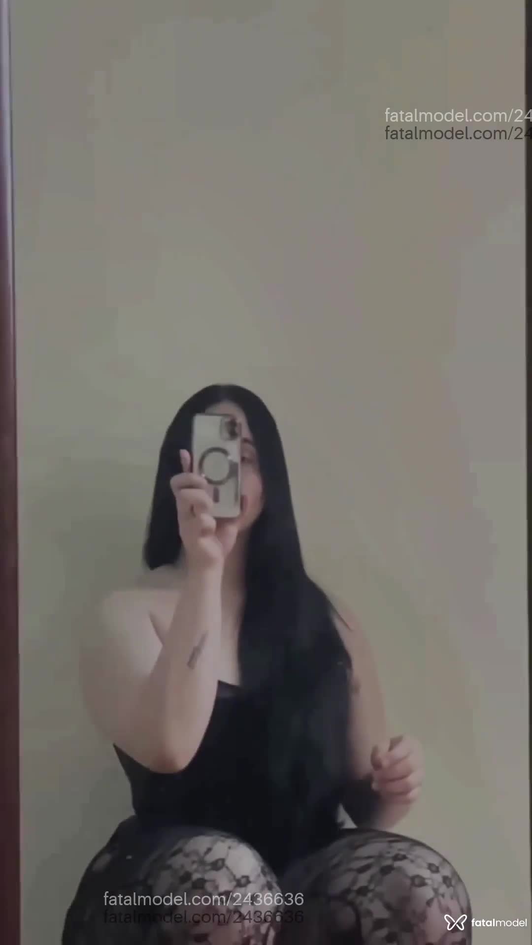Acompanhante mulher trans com cabelo castanho de olhos castanhos em Barueri Acompanhante mulher trans com cabelo castanho de olhos castanhos em Barueri - Katherine Meghan