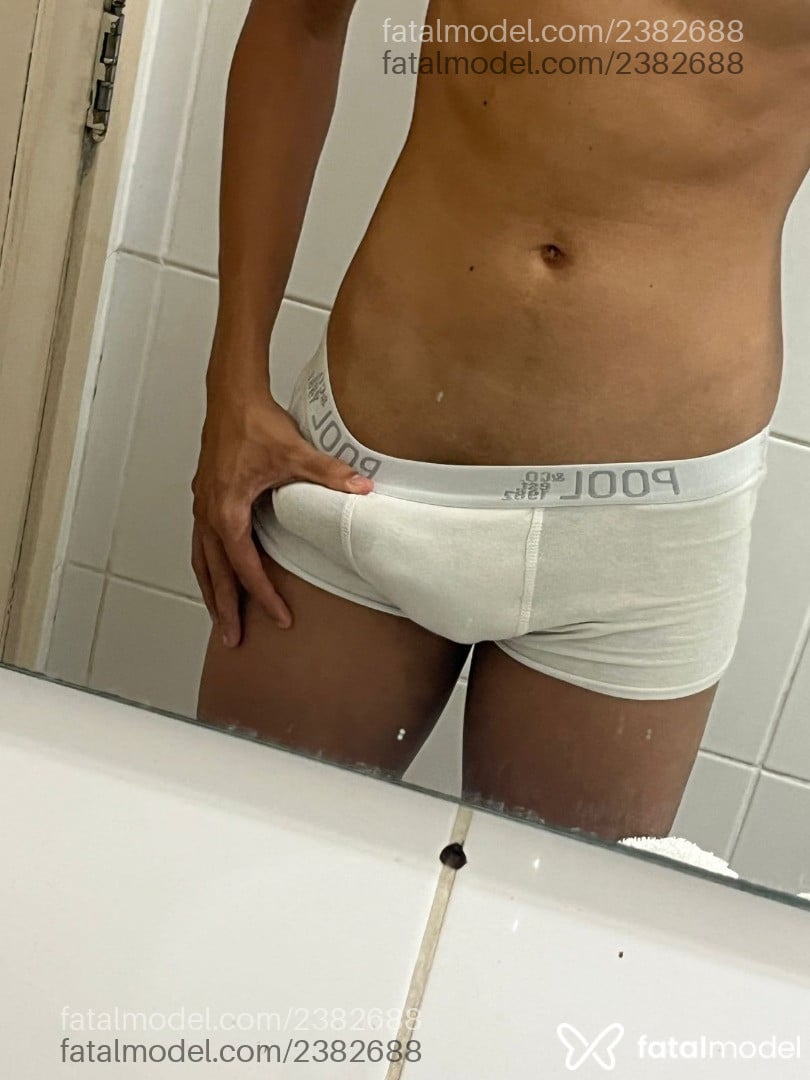 Acompanhante homem morena (o) de olhos pretos em Belém - Victor Garcia