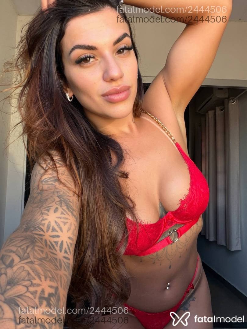 Acompanhante mulher com cabelo castanho de olhos castanhos em Foz do Iguaçu - Beatriz Monteiro