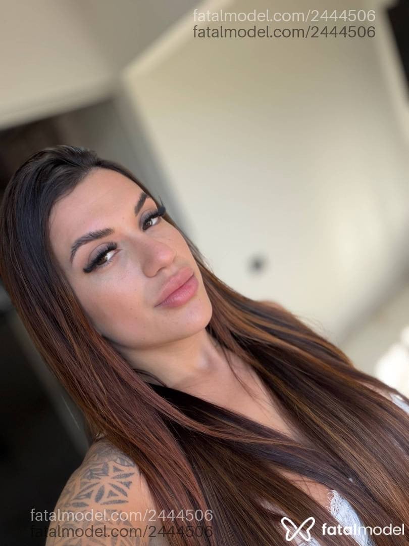 Acompanhante mulher com cabelo castanho de olhos castanhos em Foz do Iguaçu - Beatriz Monteiro