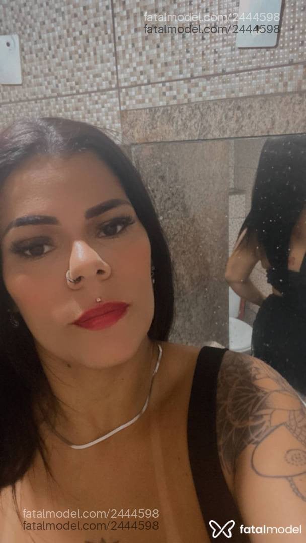 Acompanhante mulher morena (o) de olhos castanhos em Rio de Janeiro - Aline