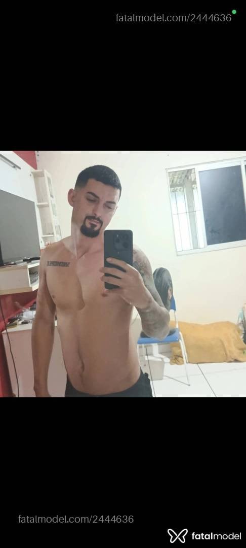Acompanhante homem morena (o) de olhos castanhos - Alecssandro