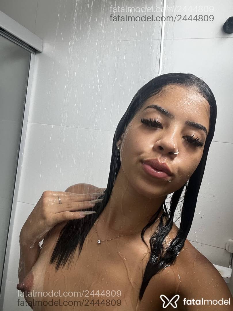 Acompanhante mulher morena (o) de olhos castanhos - Angel Silva