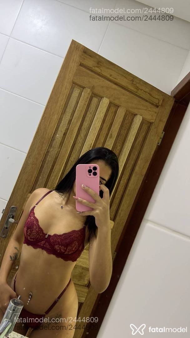 Acompanhante mulher morena (o) de olhos castanhos em Nova Serrana - Angel Silva